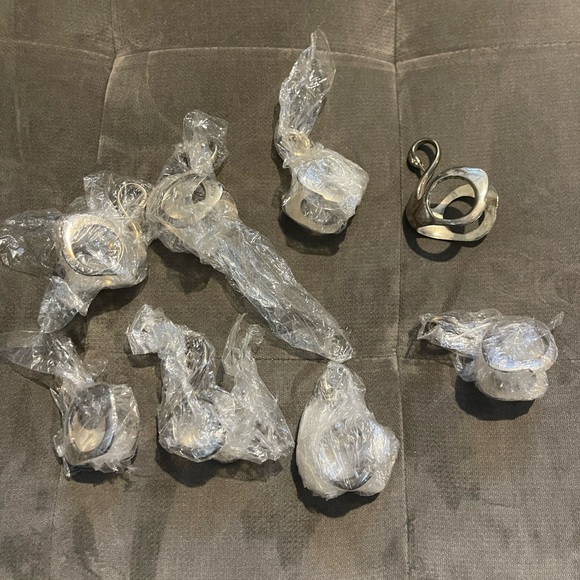 Vintage silver plated napkin rings set of 8 circa 1995 - Picture 4 of 4